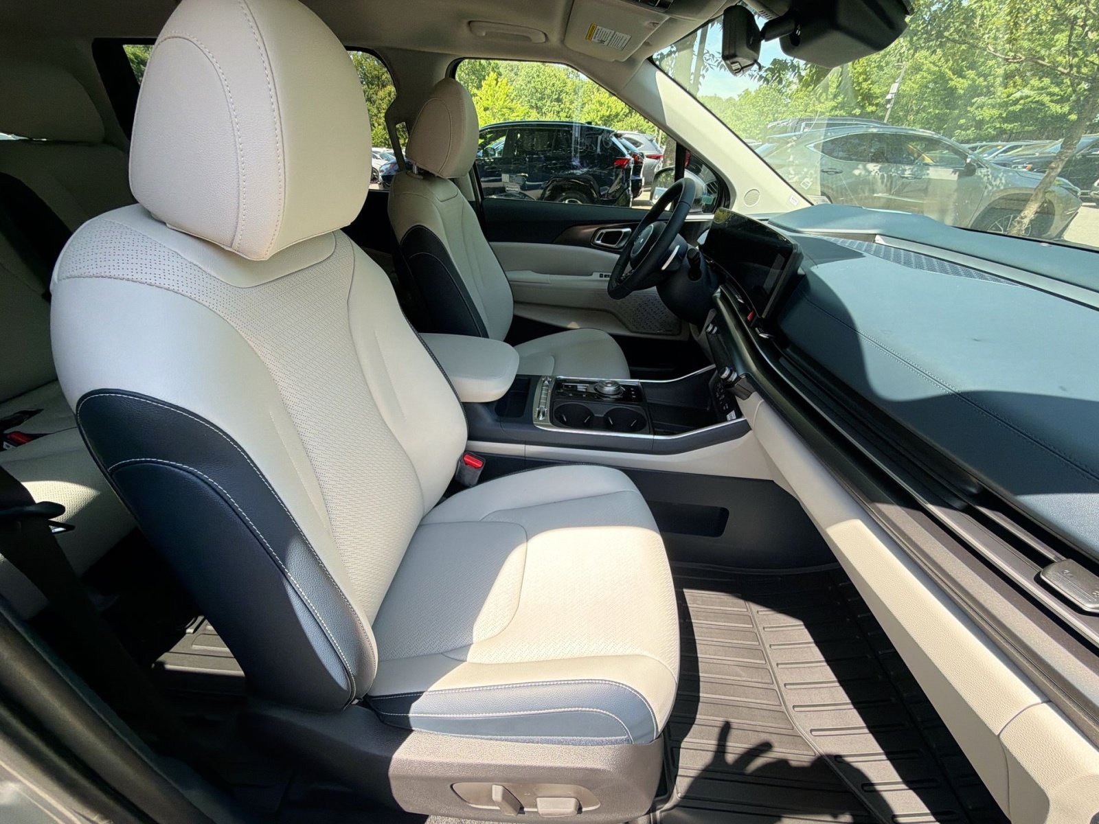 New 2026 Kia Carnival SX Prestige FWD image 26