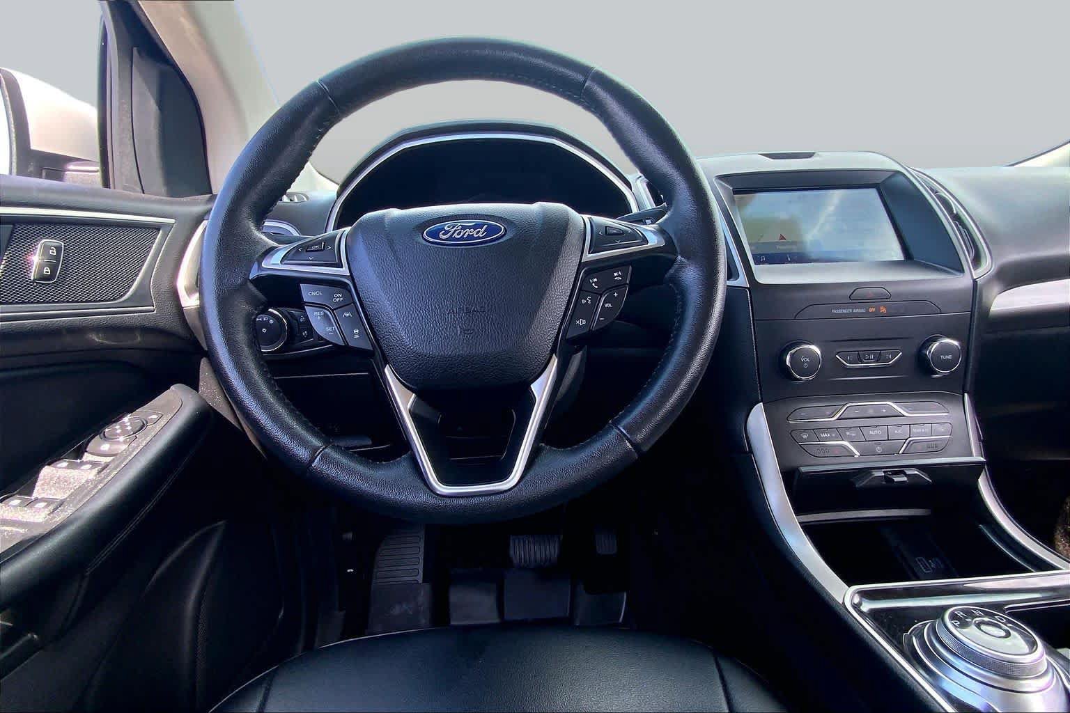 Used 2020 Ford Edge SEL w/ Convenience Package AWD/4WD image 6