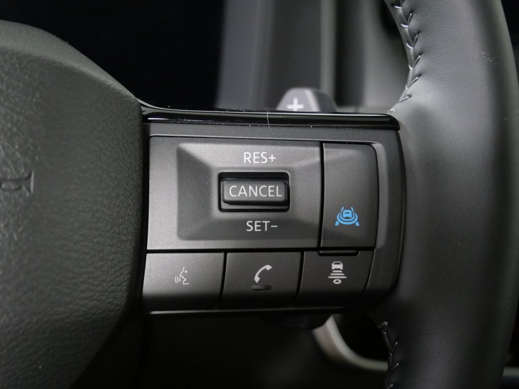Used 2026 Nissan Rogue Platinum w/ Platinum Premium Package AWD/4WD image 25