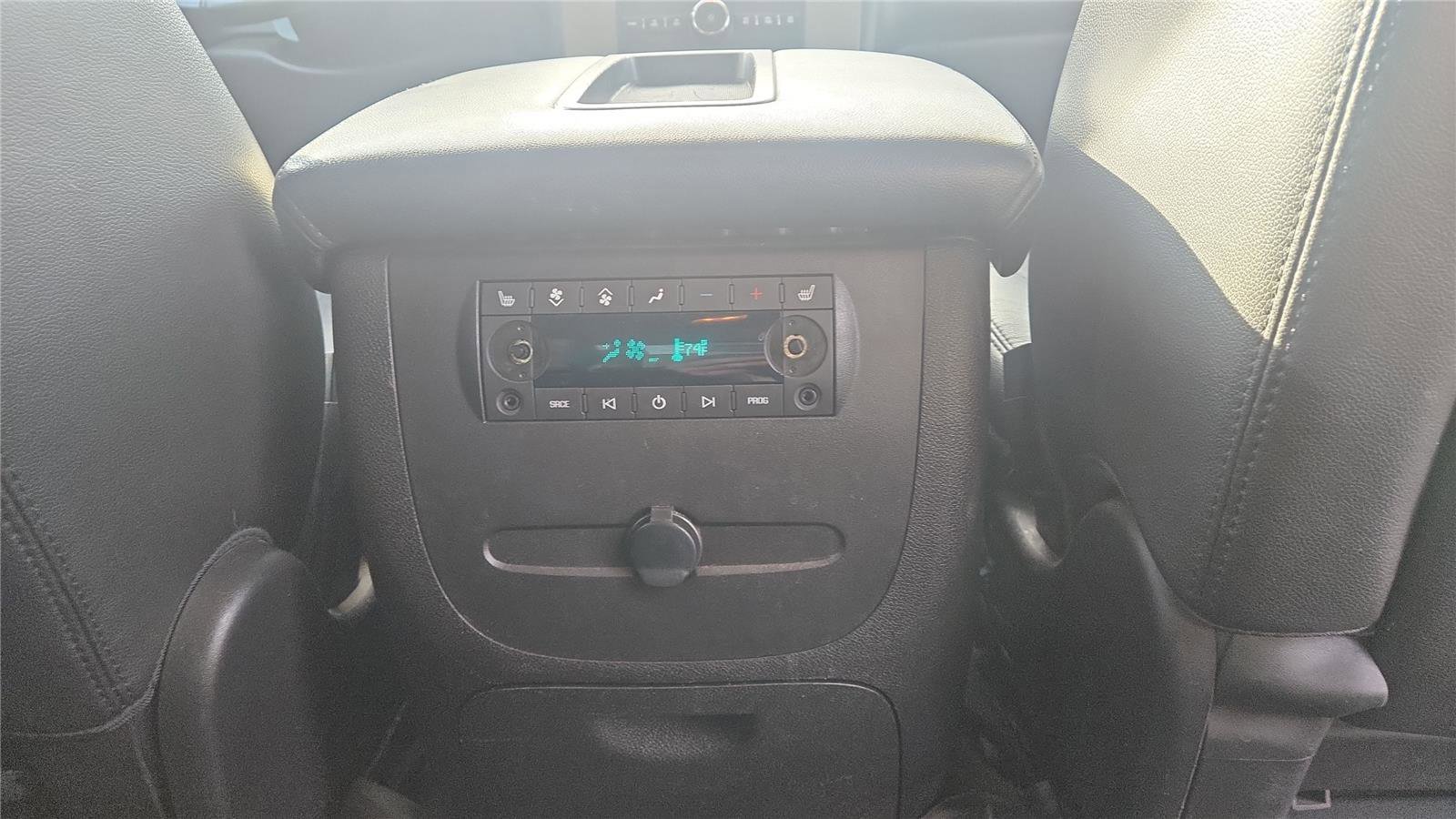 Used 2012 GMC Yukon SLT w/ Regional Value Package image 22