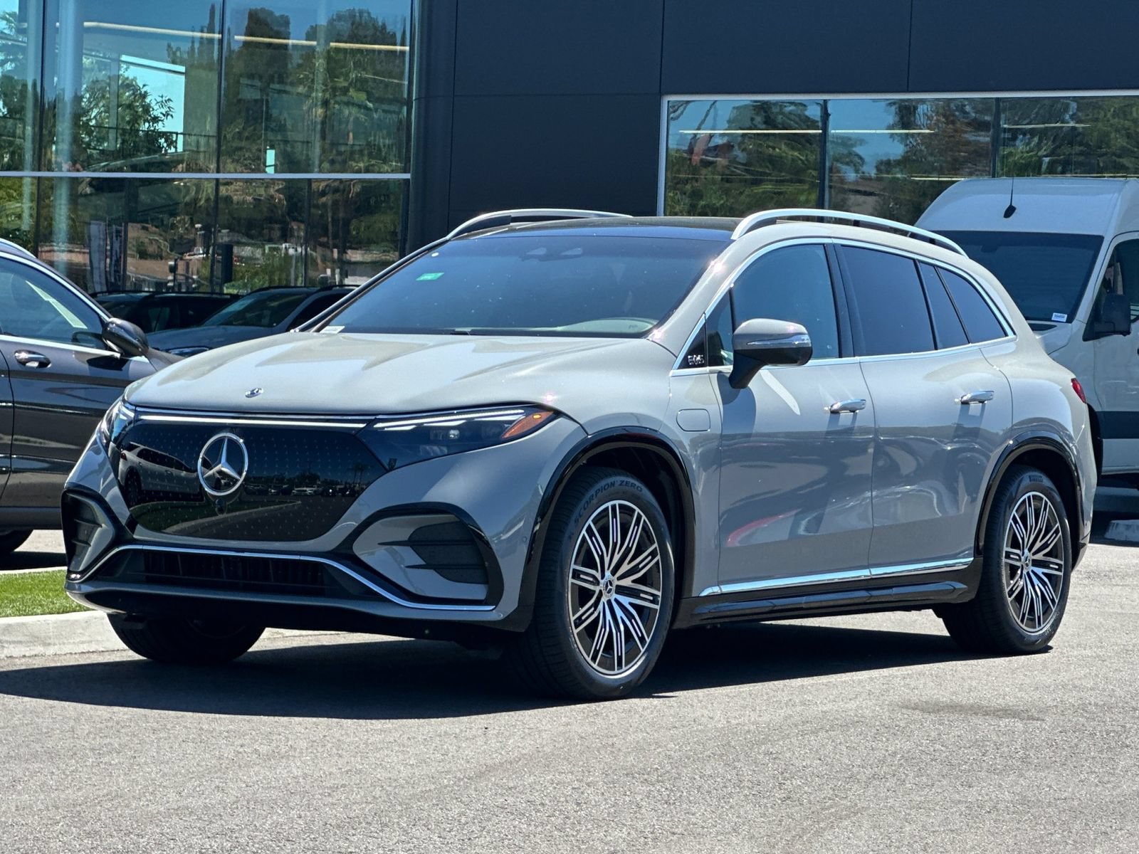 New 2026 Mercedes-Benz EQS 550 4MATIC SUV image 7