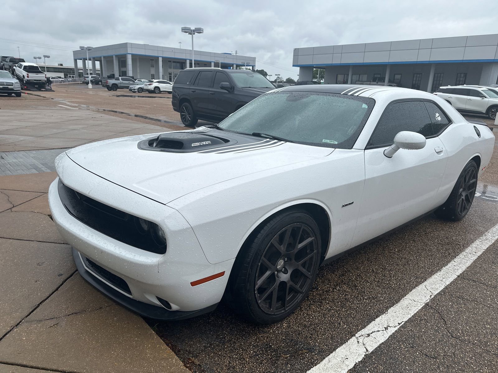 Used 2016 Dodge Challenger R/T Plus RWD image 1