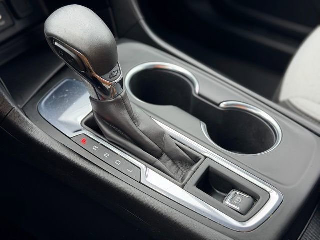 Used 2022 Chevrolet Equinox LS image 17