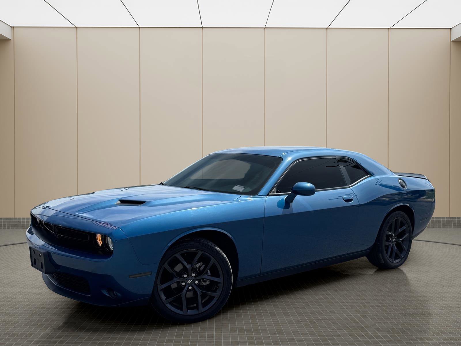 Used 2021 Dodge Challenger SXT w/ Driver Convenience Group