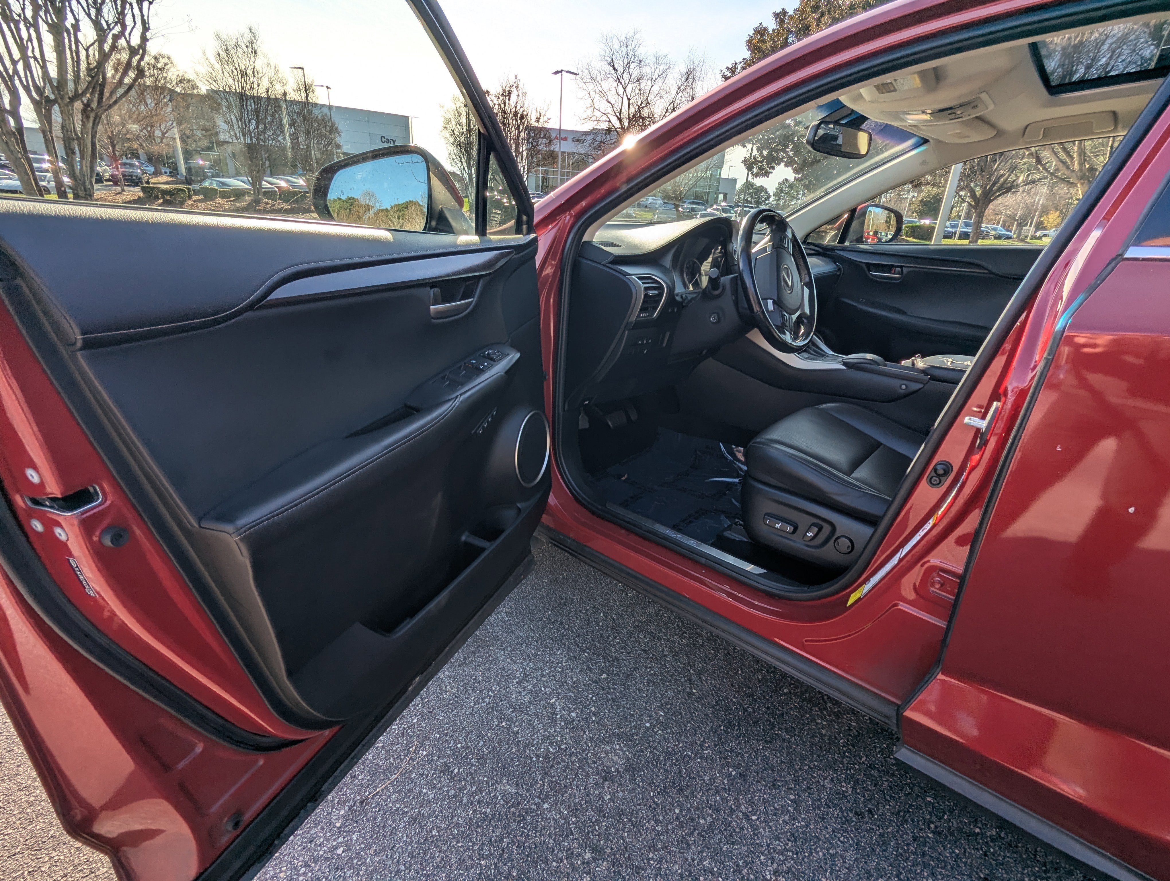 Used 2016 Lexus NX 300h AWD image 8