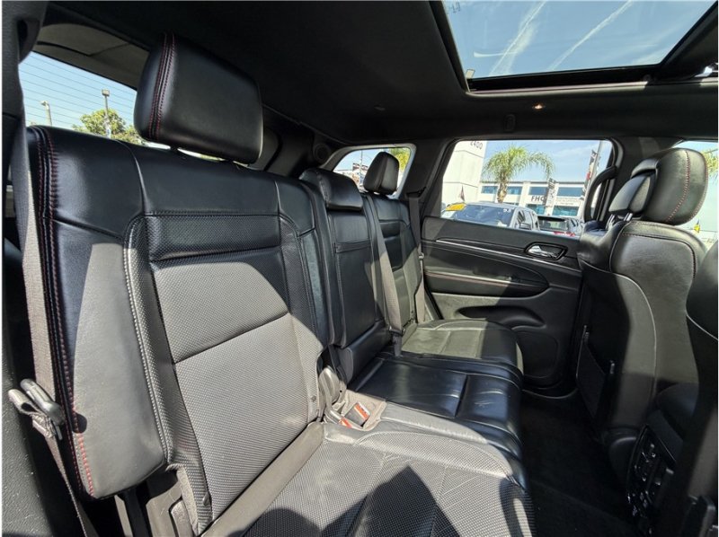 Used 2019 Jeep Grand Cherokee Trailhawk w/ Trailhawk Luxury Group AWD/4WD image 29