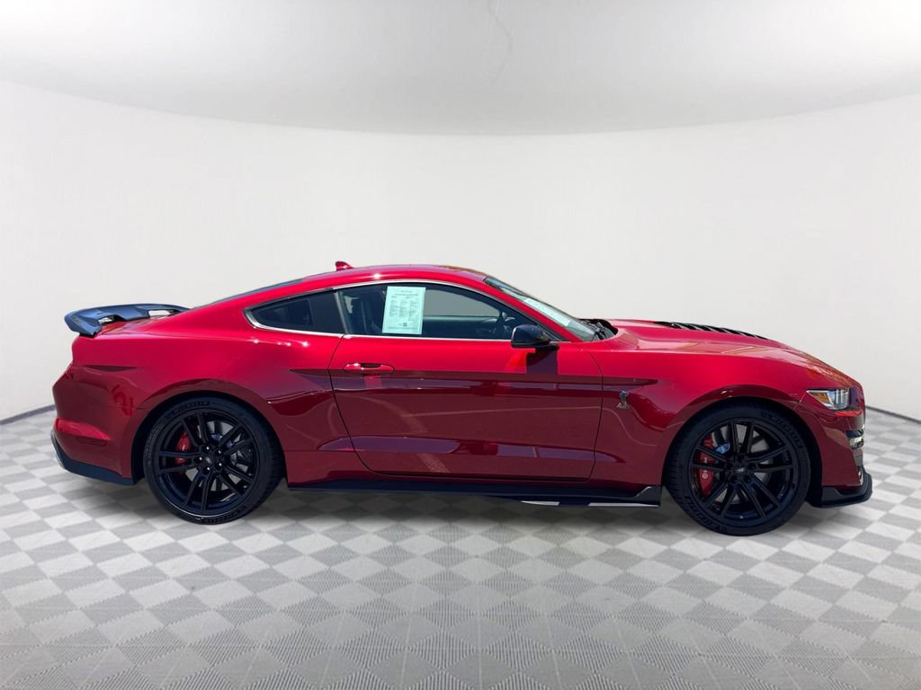 Used 2020 Ford Mustang Shelby GT500 w/ Technology Package RWD image 3