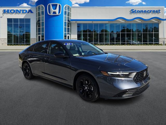 Used 2025 Honda Accord SE image 1
