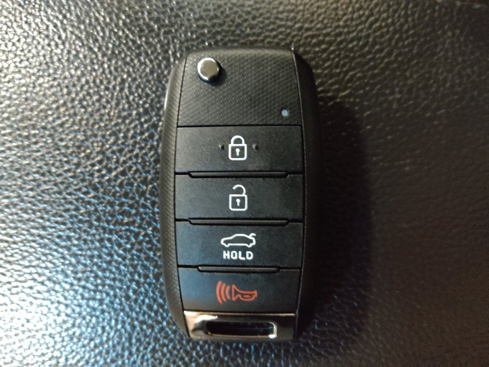 Used 2015 Kia Optima LX image 32