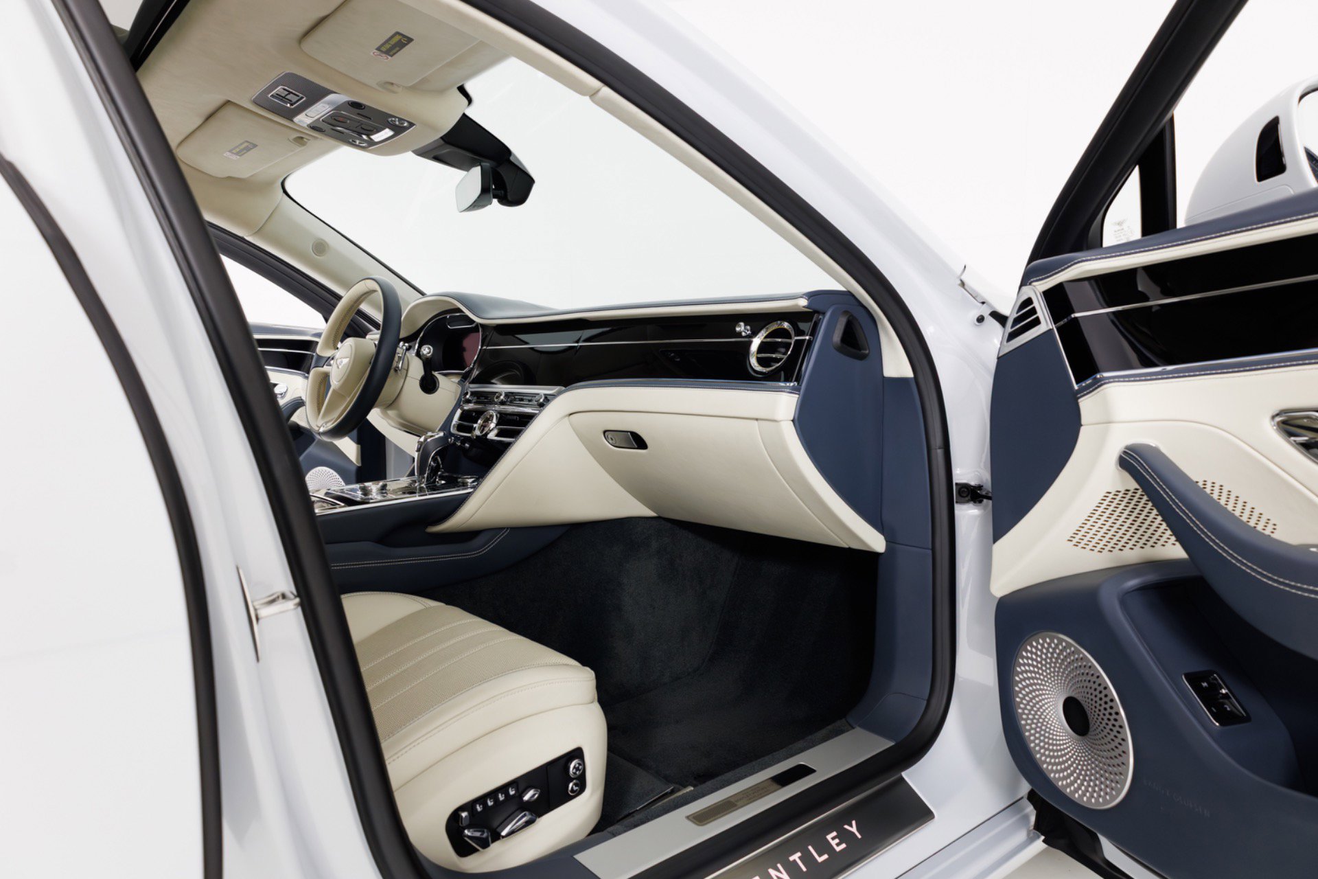 Used 2020 Bentley Flying Spur W12 AWD/4WD image 36