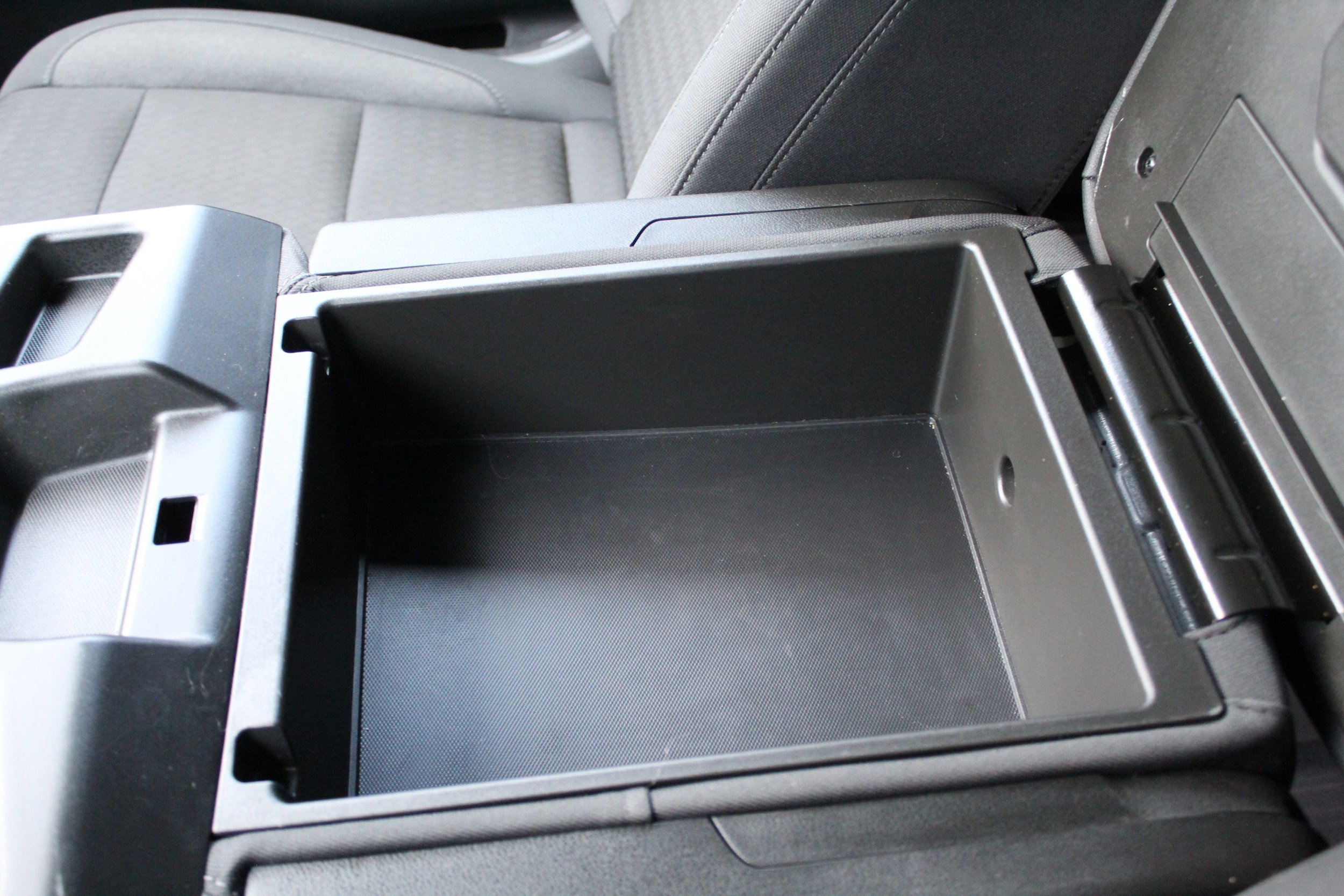Used 2025 GMC Sierra 3500 SLE w/ SLE Value Package image 35