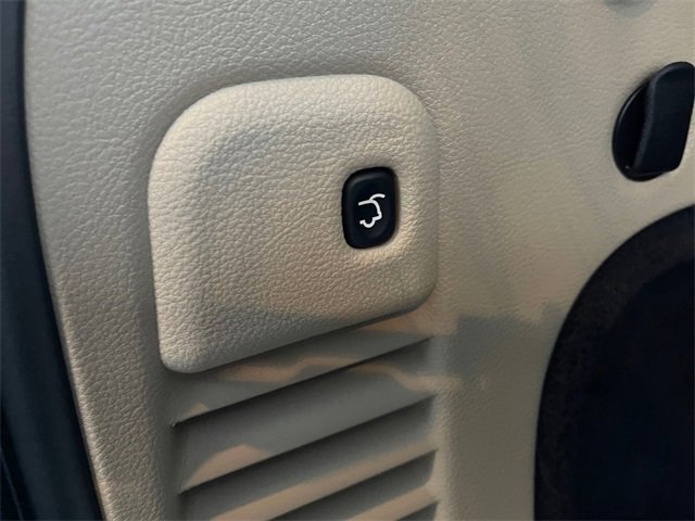 Used 2020 Jeep Grand Cherokee Limited image 25