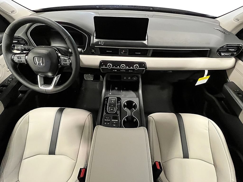 New 2026 Honda Pilot Touring image 25