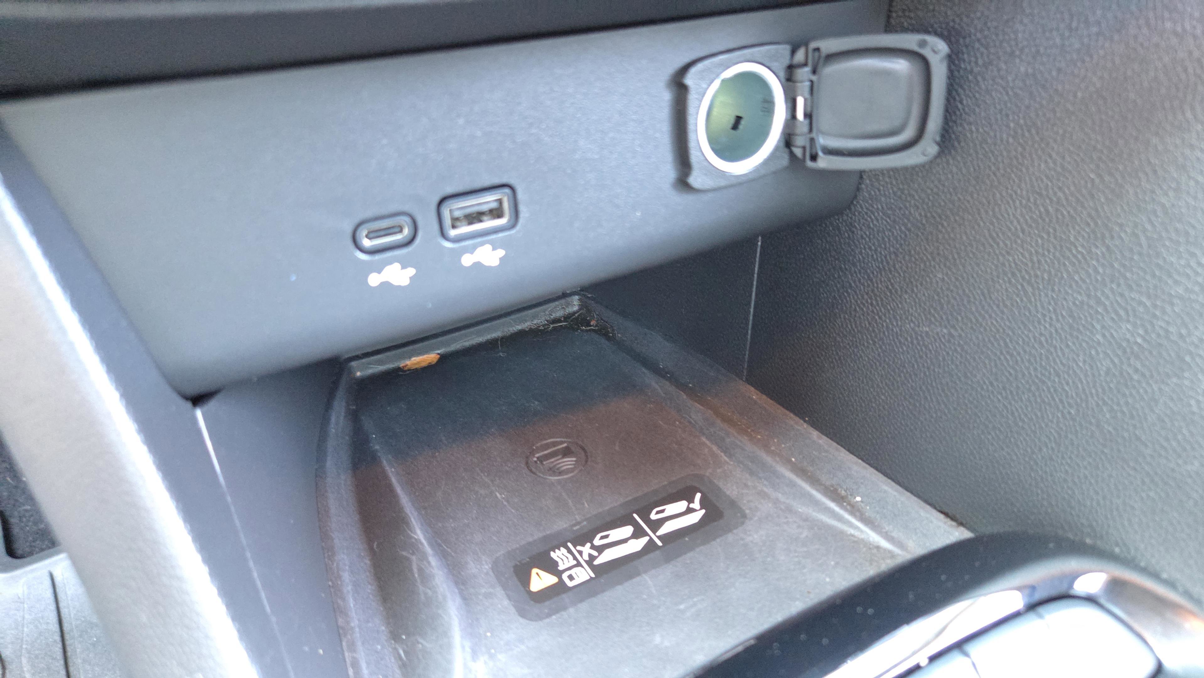 Used 2024 Buick Encore GX Sport Touring w/ Experience Buick Package FWD image 20