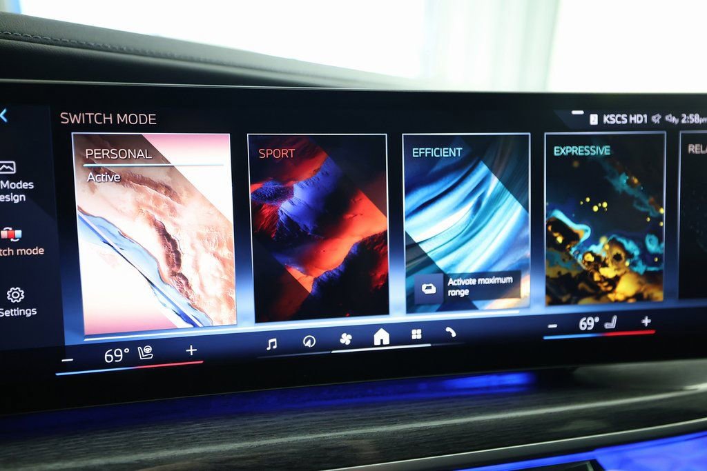 Used 2023 BMW i7 xDrive60 image 34