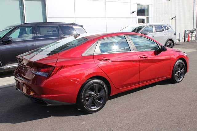 Used 2023 Hyundai Elantra SEL FWD image 26