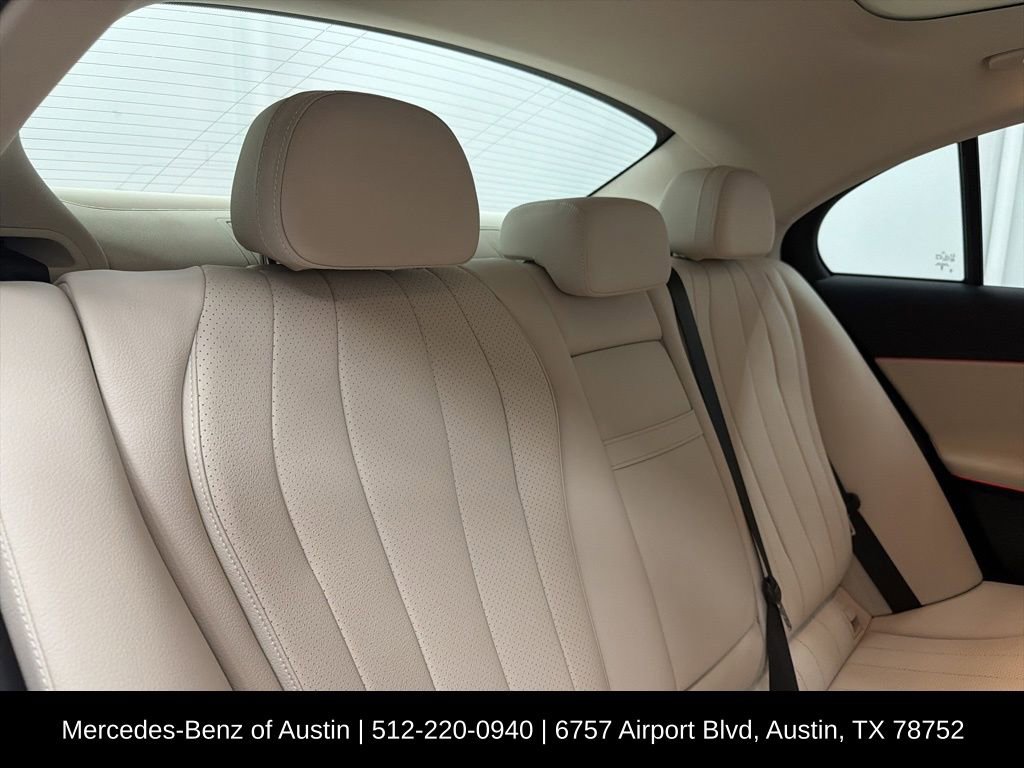 Used 2025 Mercedes-Benz E 450 4MATIC Sedan image 27