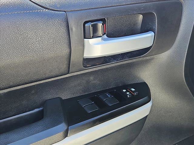 Used 2019 Toyota Tundra SR5 AWD/4WD image 10