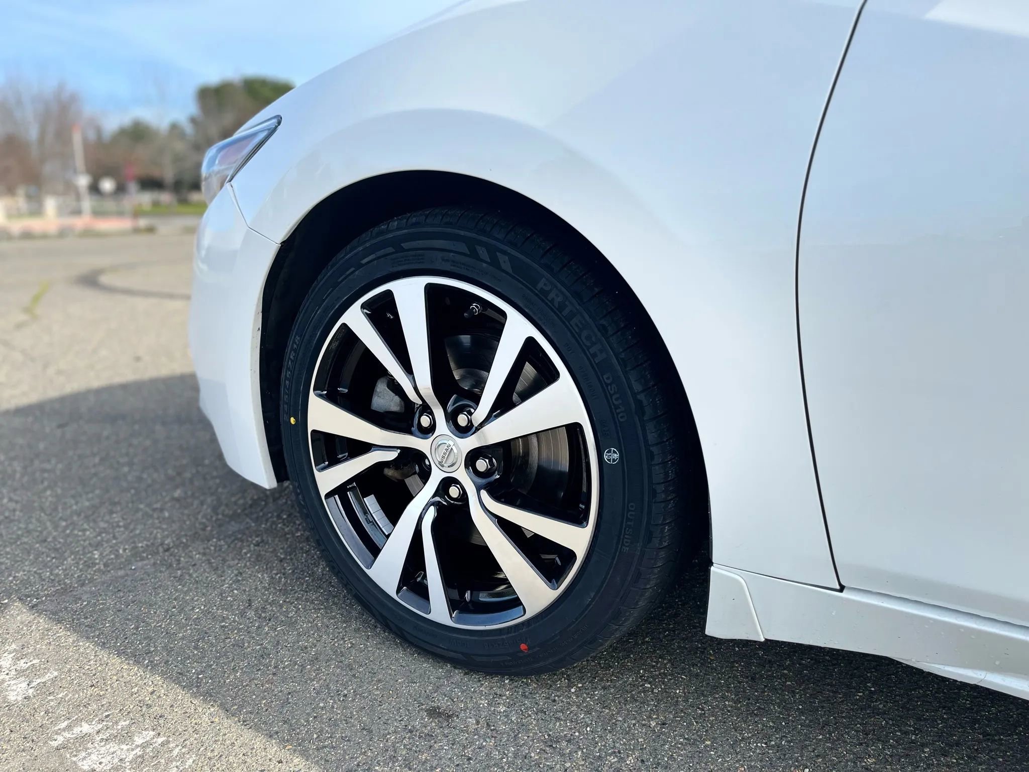 Used 2016 Nissan Maxima SR image 24