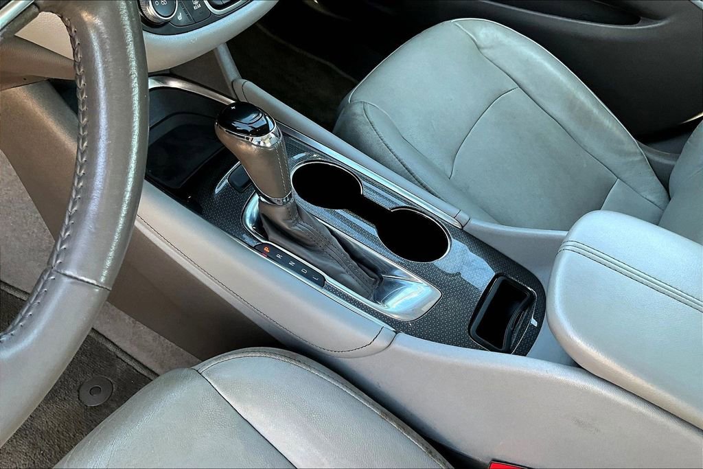 Used 2018 Chevrolet Malibu LT w/ Leather Package image 15