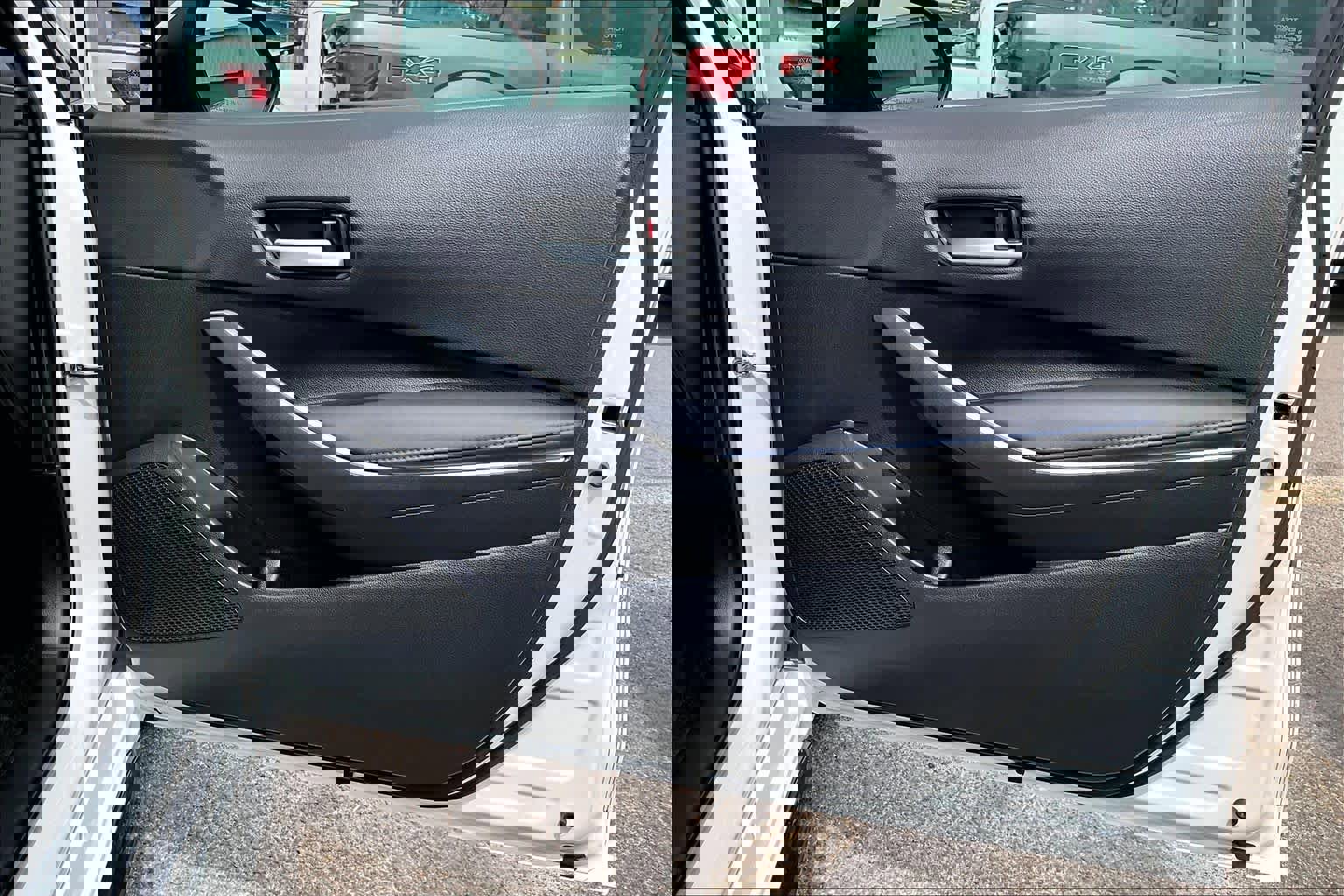 Used 2021 Toyota Corolla SE FWD image 23