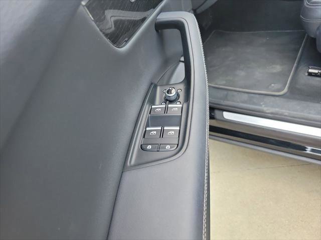 Used 2025 Audi Q7 3.0T Premium Plus AWD/4WD image 11