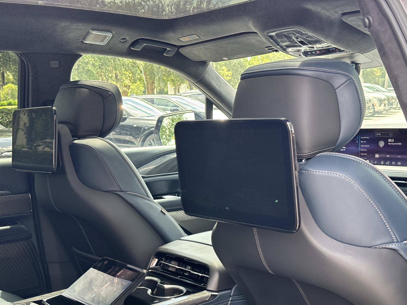 Certified 2025 Cadillac Escalade IQ Sport 2 AWD/4WD image 27