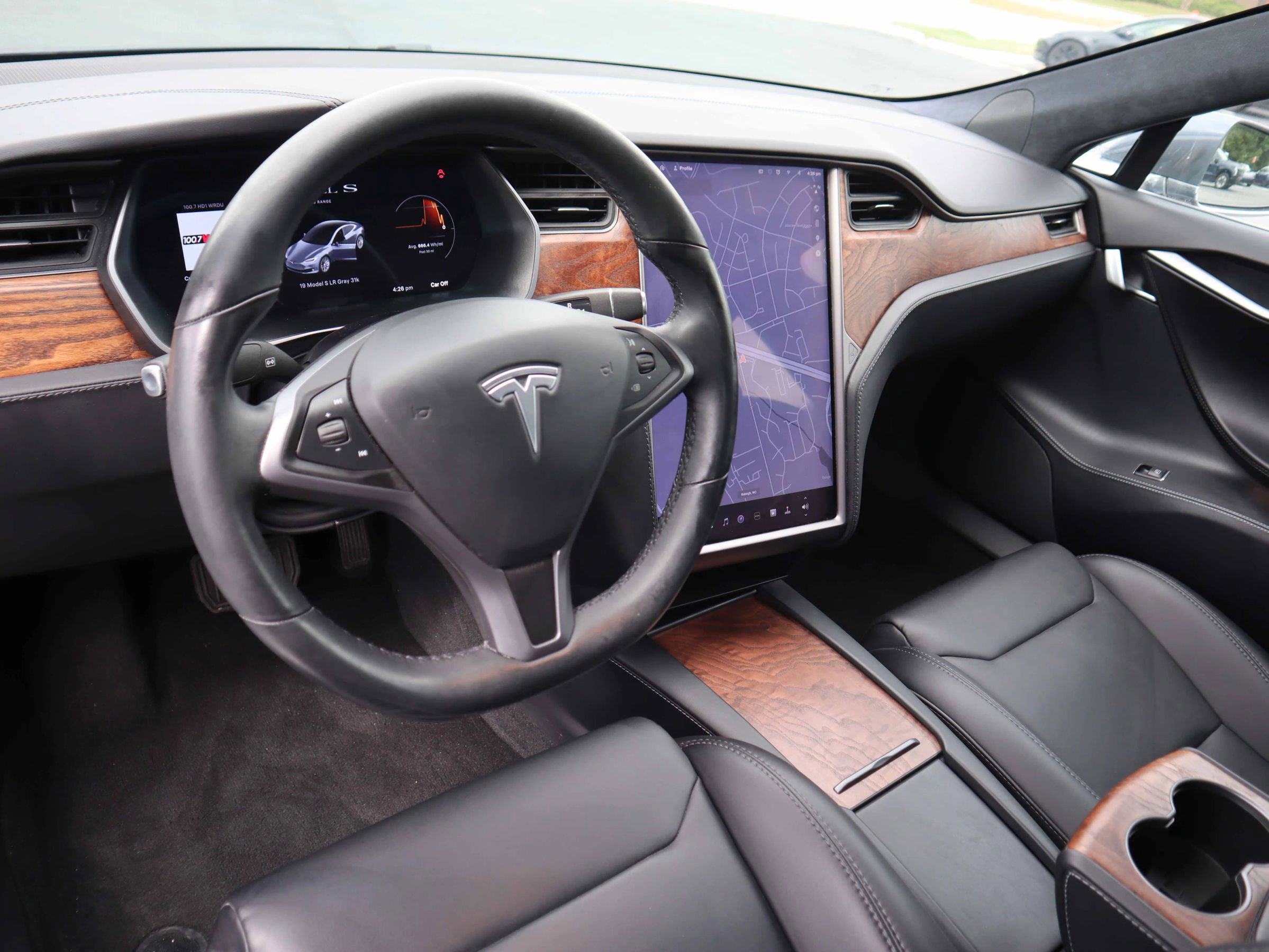 Used 2019 Tesla Model S Long Range AWD/4WD image 18