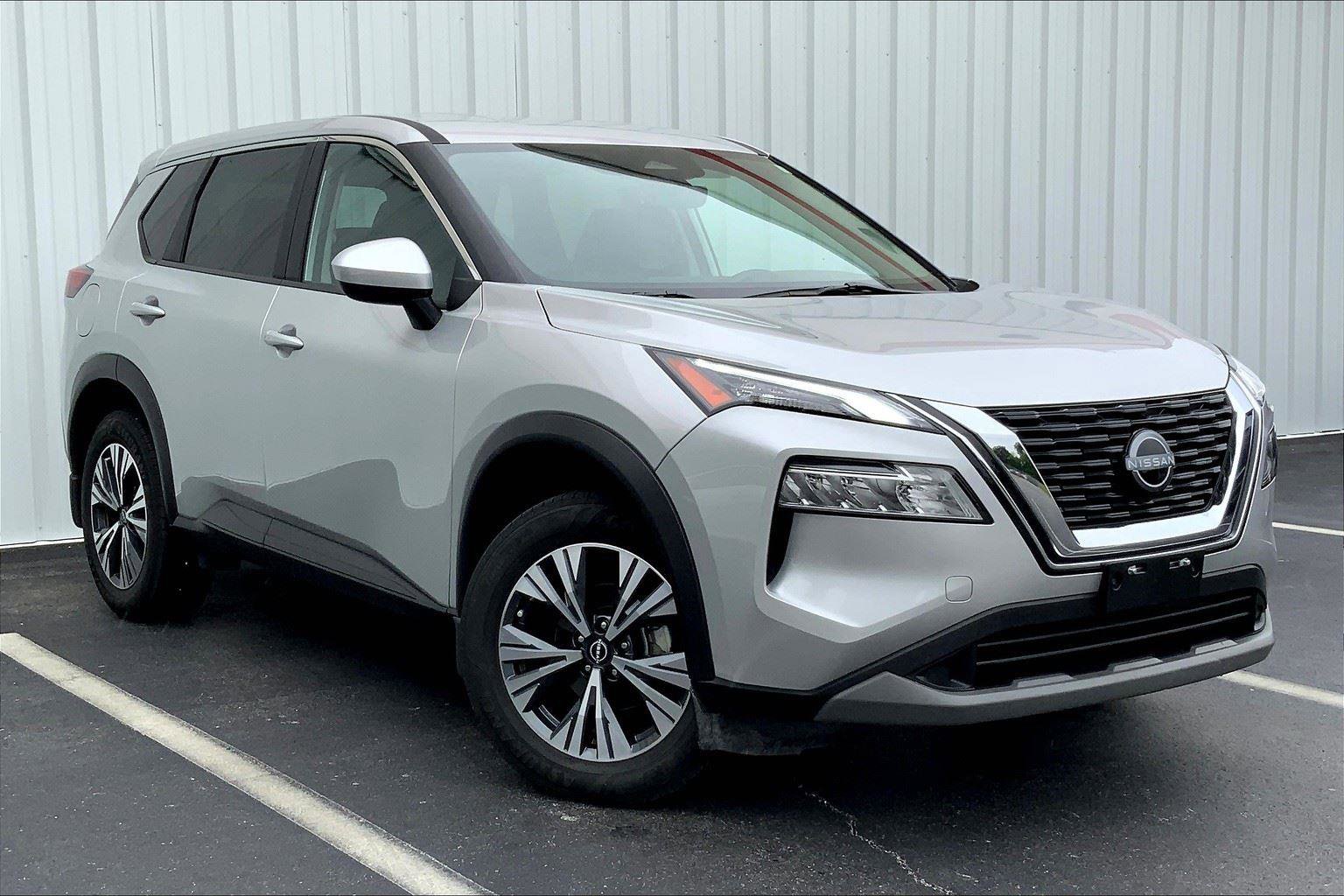 Used 2023 Nissan Rogue SV AWD/4WD image 32
