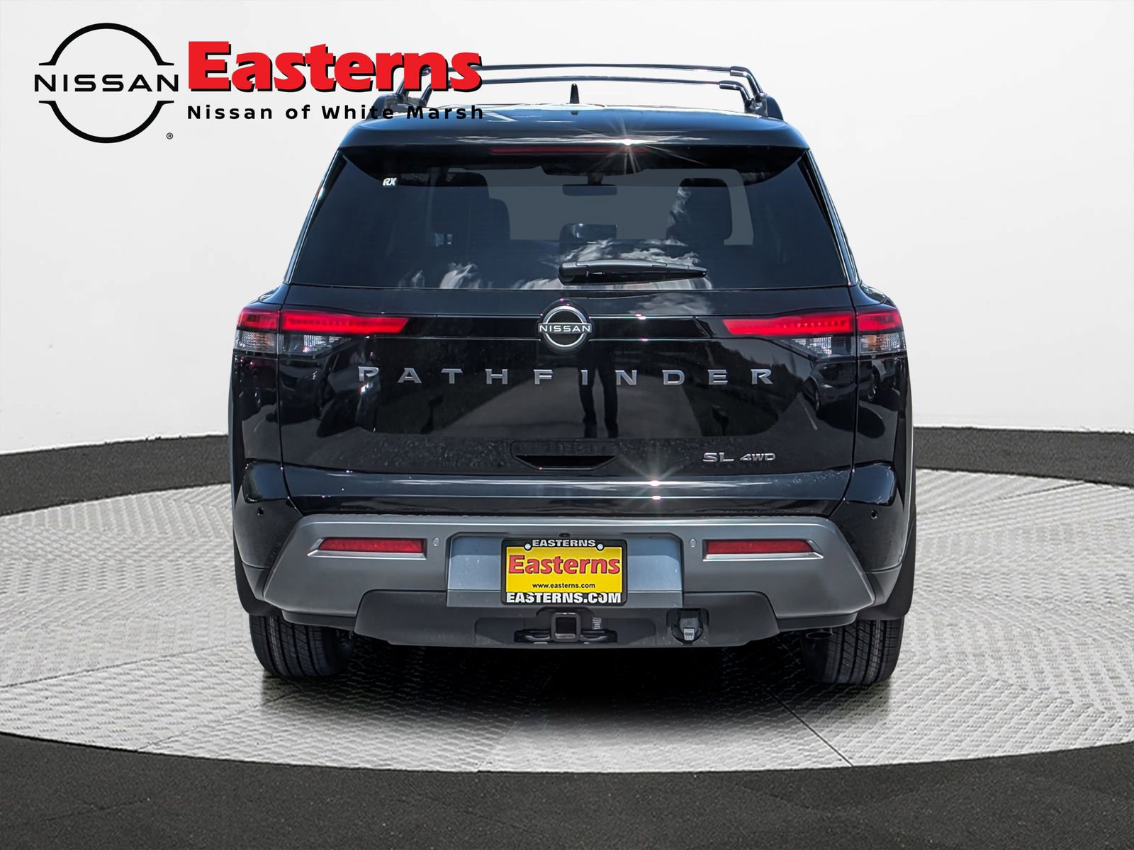 New 2026 Nissan Pathfinder SL image 8