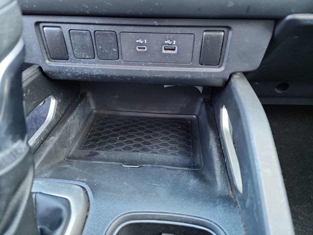 Used 2023 Nissan Frontier SV image 29