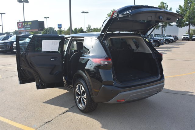 Used 2023 Nissan Rogue SV FWD image 16