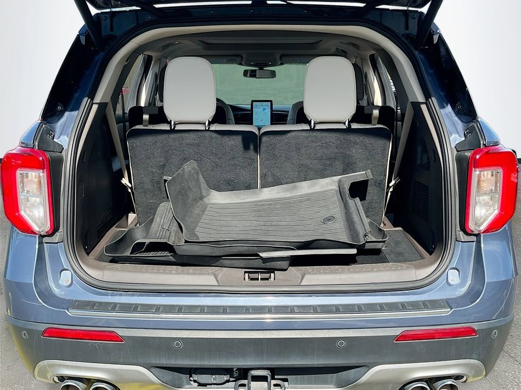 Used 2021 Ford Explorer Platinum w/ Equipment Group 601A image 27