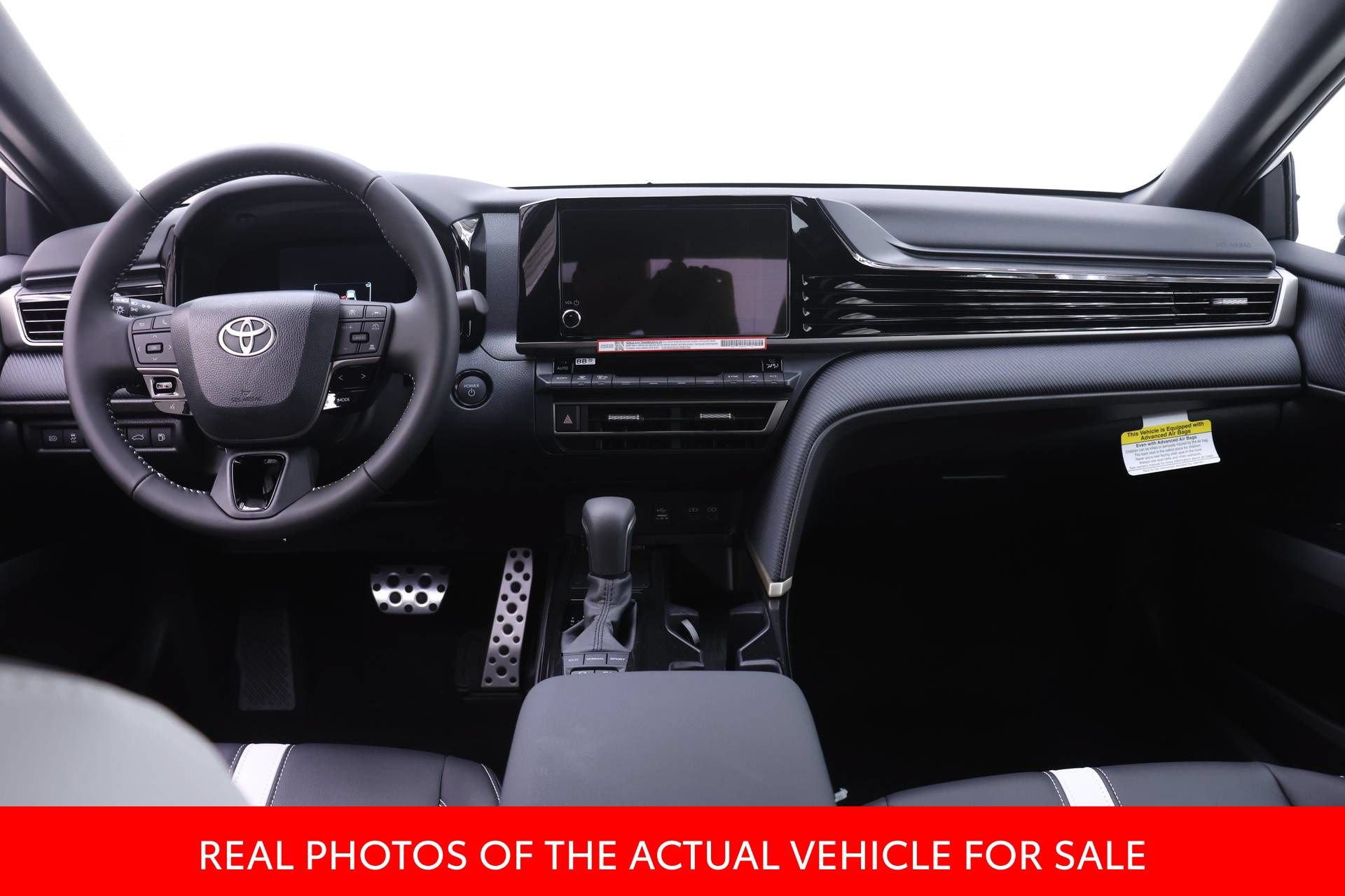 New 2026 Toyota Camry SE FWD image 5
