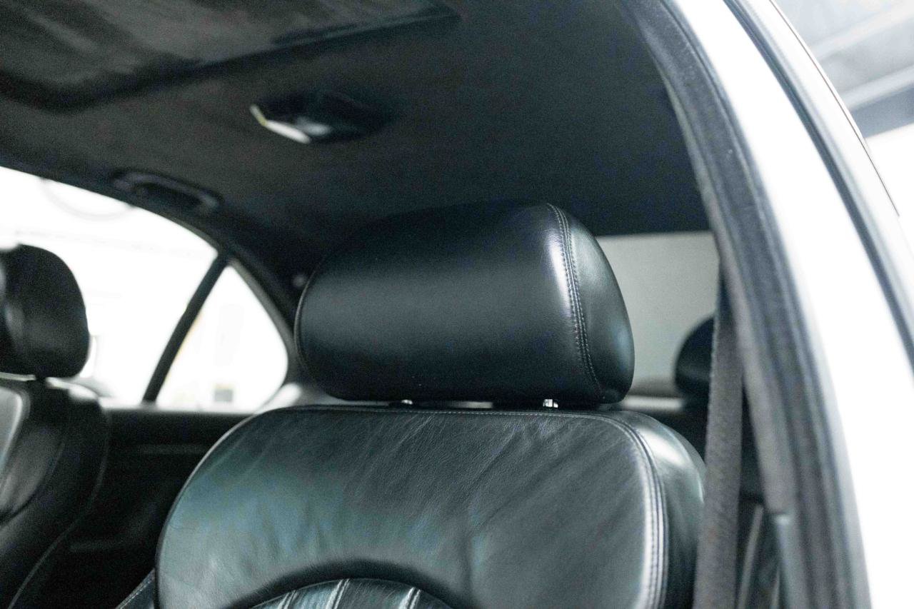 Used 2002 BMW M5 RWD image 45