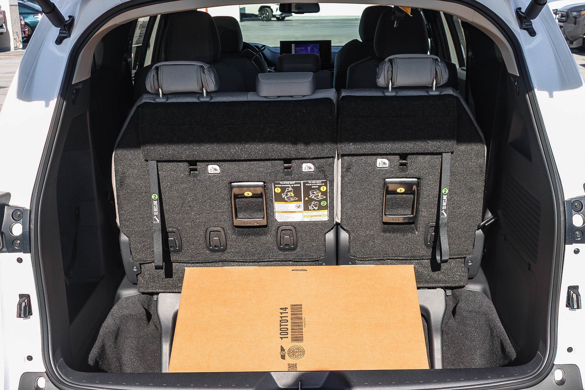 New 2026 Toyota Sienna LE image 27