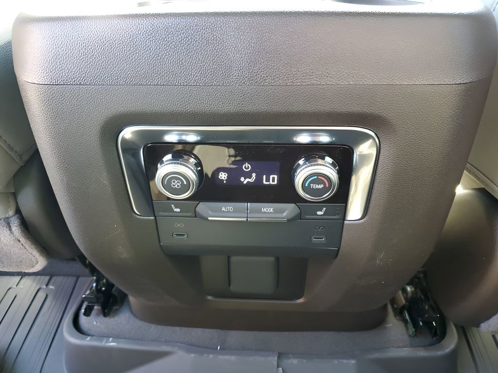 New 2026 GMC Yukon XL Elevation w/ LPO, Floor Liner Package image 21