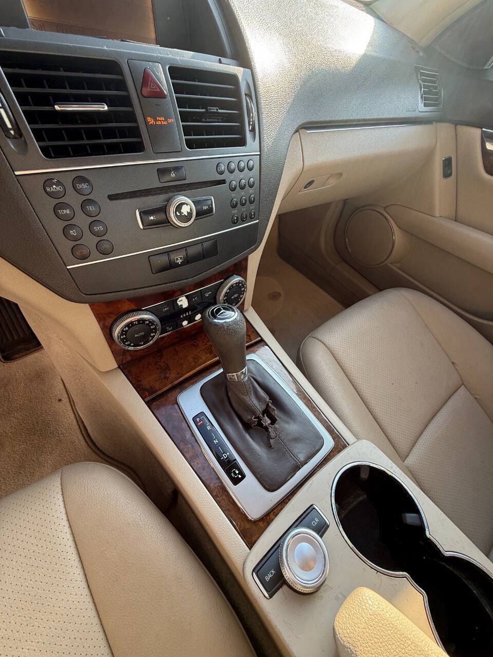 Used 2011 Mercedes-Benz C 300 Sedan image 21