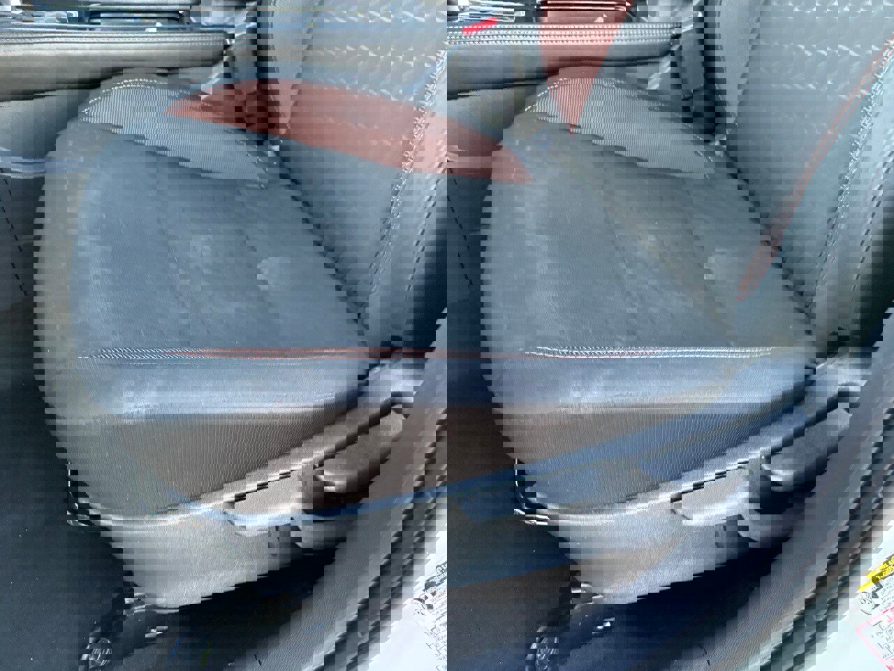 Certified 2023 Nissan Kicks SR w/ Exterior Package image 32