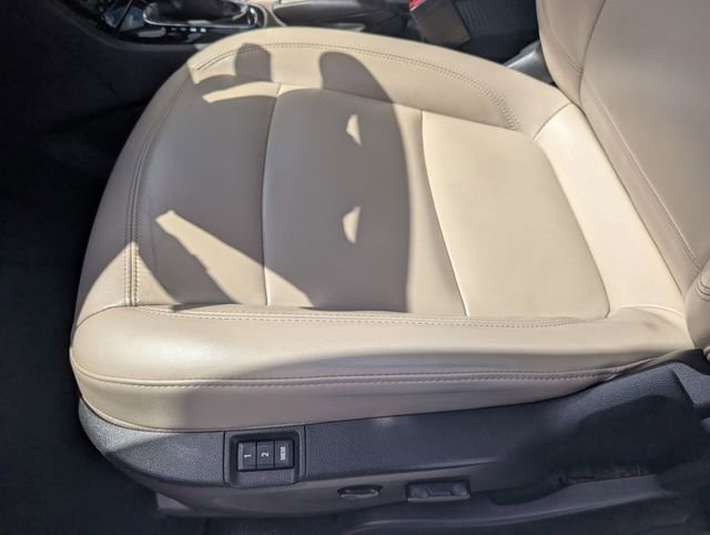 Used 2017 Buick Encore Essence image 23