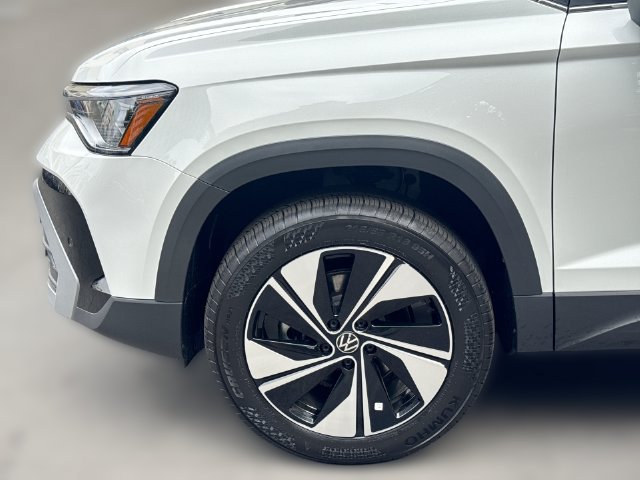 New 2026 Volkswagen Taos SE AWD/4WD image 19