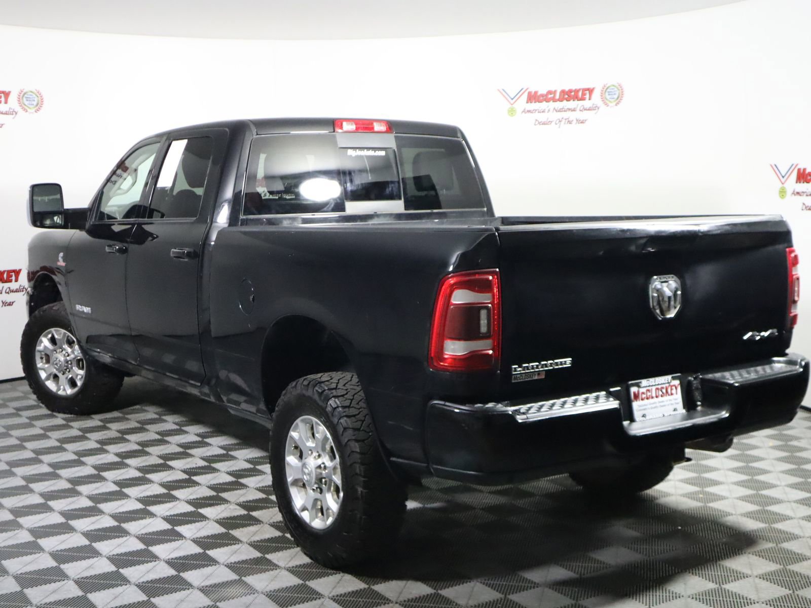 Used 2024 RAM 2500 Laramie image 16