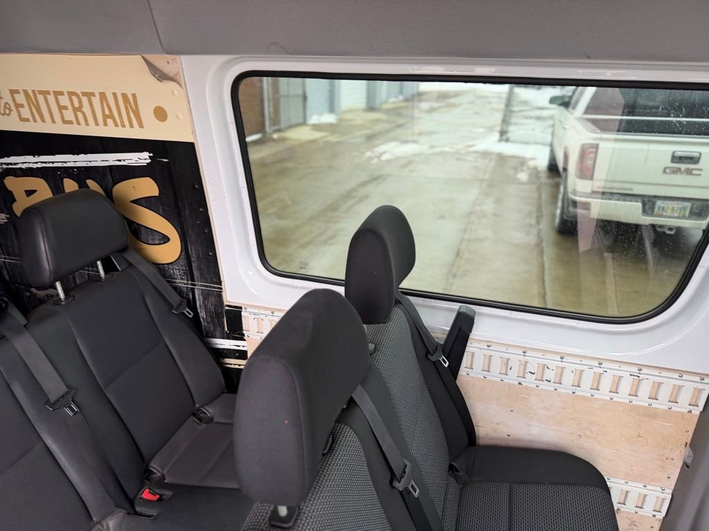 Used 2011 Mercedes-Benz Sprinter 2500 image 13