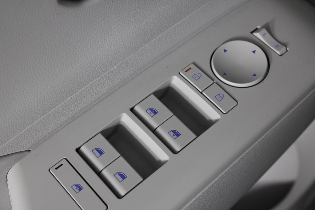 Certified 2026 Hyundai Kona SEL Sport image 21