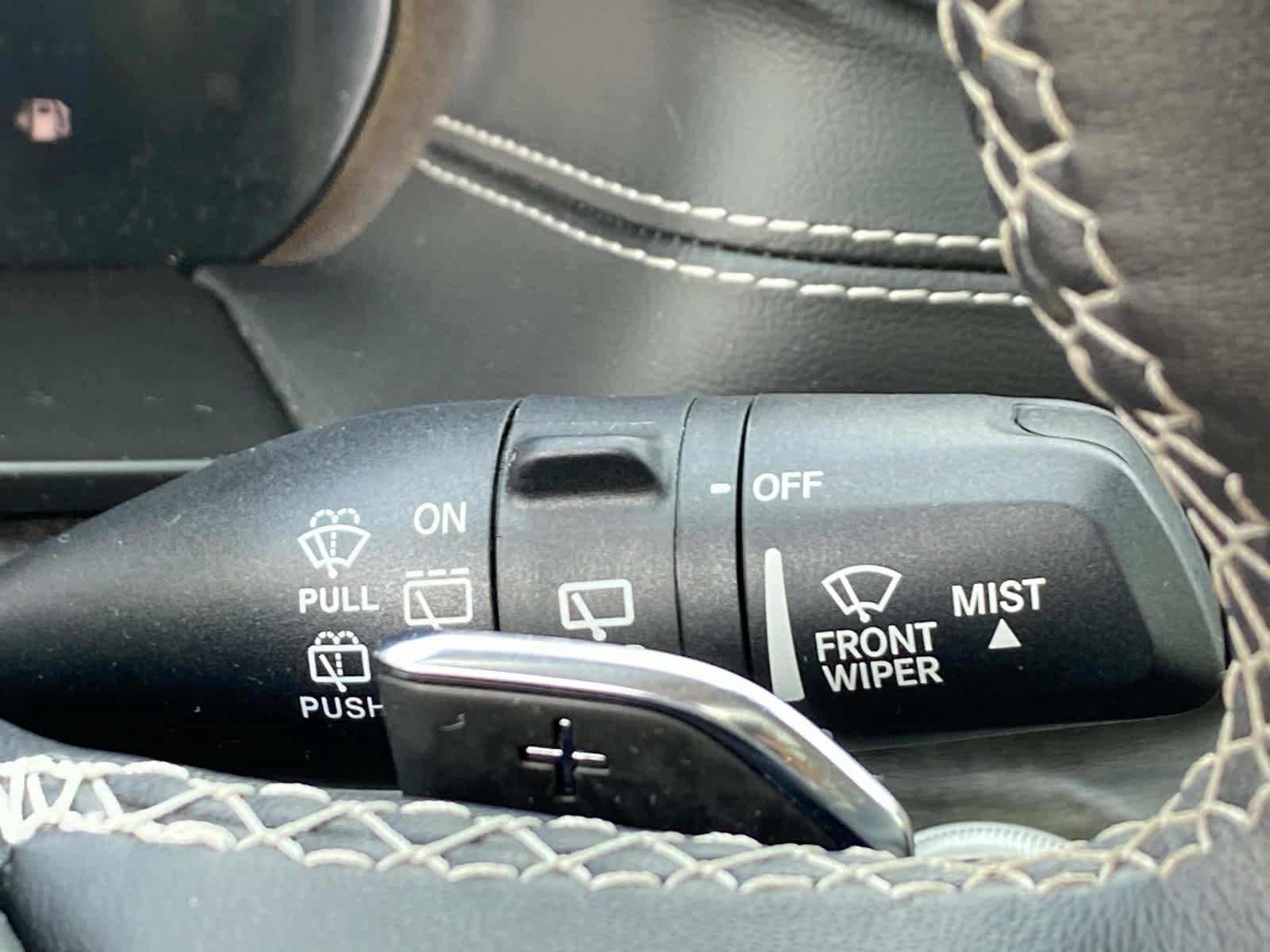 Used 2022 Jeep Grand Cherokee Limited AWD/4WD image 21