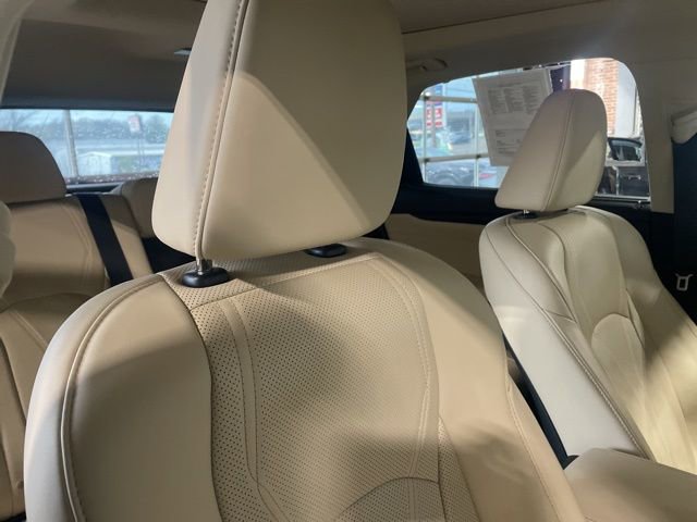 Used 2022 Lexus RX 450h AWD w/ Luxury Package image 7