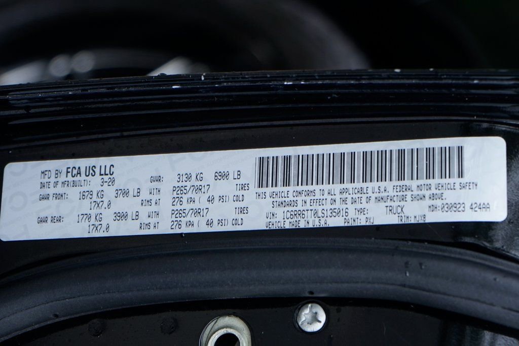 Used 2020 RAM 1500 Classic SLT w/ Luxury Group image 46