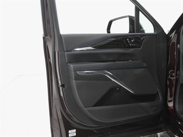 New 2025 Cadillac Escalade IQ Sport 1 w/ Smart Trailering package image 4