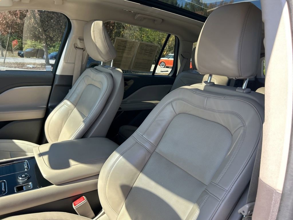 Used 2022 Lincoln Aviator Reserve w/ Elements Package Plus image 19