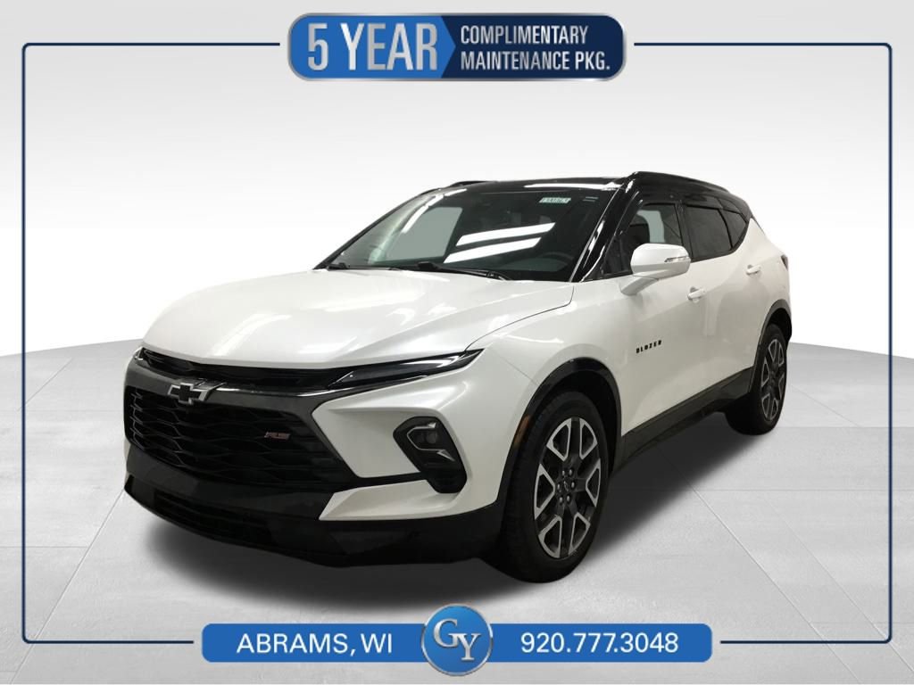 Used 2023 Chevrolet Blazer RS image 1